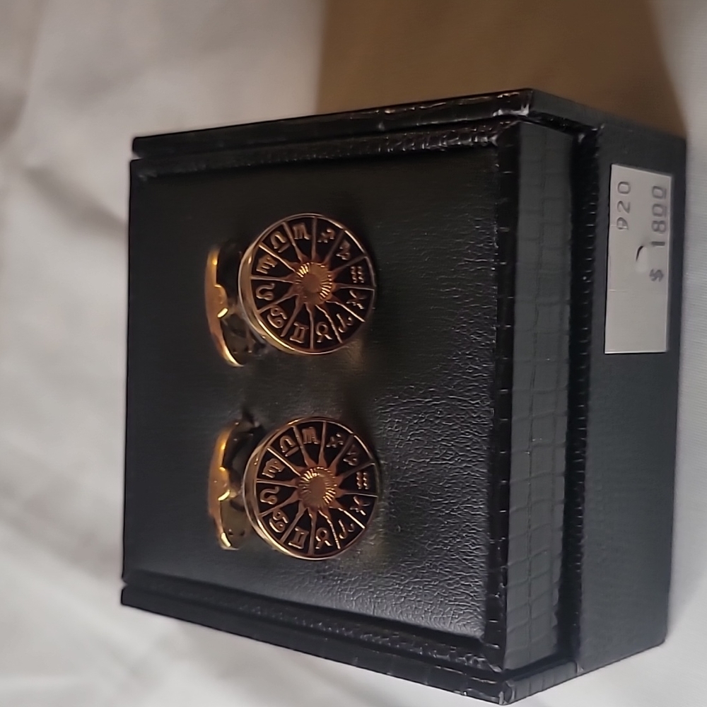 Gold Cuff Links